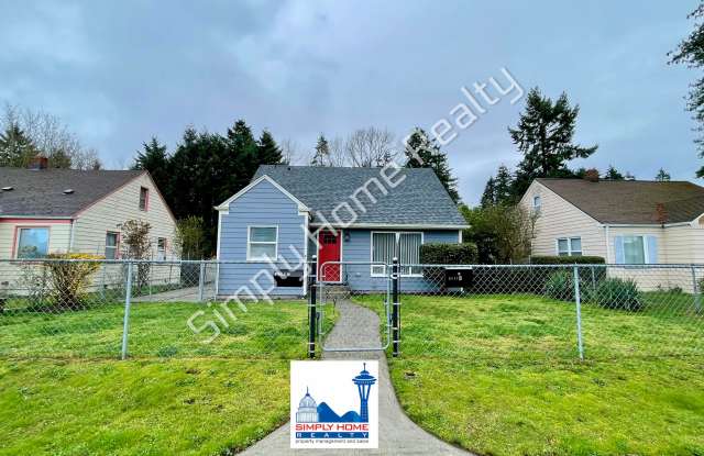 6841 S Wapato St Unit A