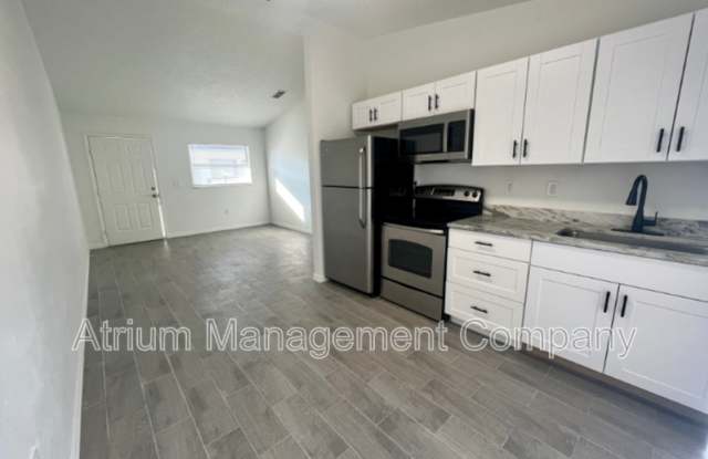 4542 Audrey Ln