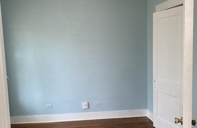 1914 South Pine Street