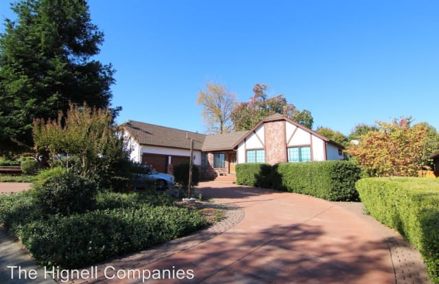 544 Royal Oaks Dr. - 544 Royal Oaks Drive, Redding, CA 96001