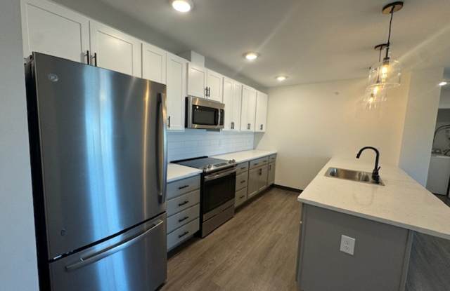 LoSo Lakeside Apartments