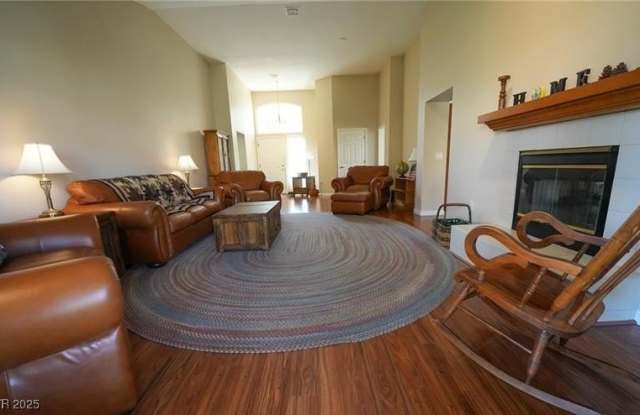 9004 Litchfield Avenue