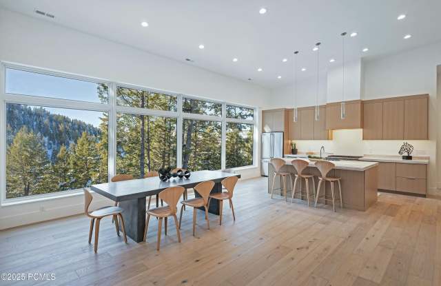 15 Matterhorn Circle