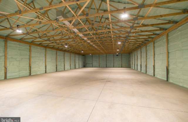 Photo of 904 RIDGE Road unit: B