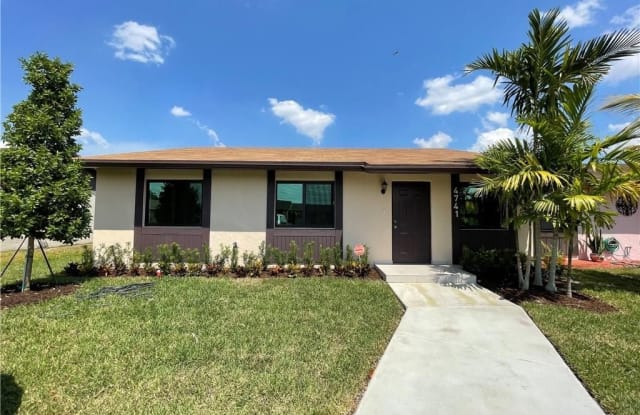 4741 SW 135th Pl - 4741 Southwest 135th Place, Kendale Lakes, FL 33175