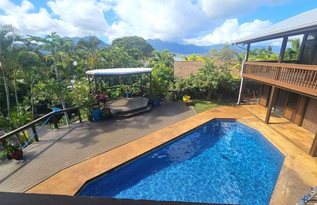 Photo of Kaneohe Bay 4/3.5 with way to much to list!