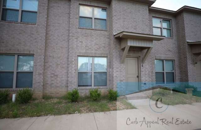 915 Dr Martin Luther King Jr Drive
