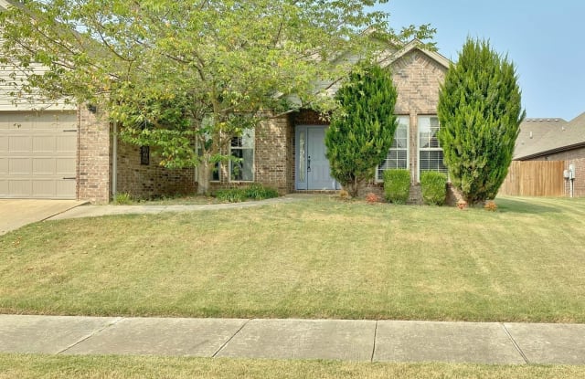 1202 SW Willow Bend Ave. - 1202 Southwest Willow Bend Avenue, Bentonville, AR 72713