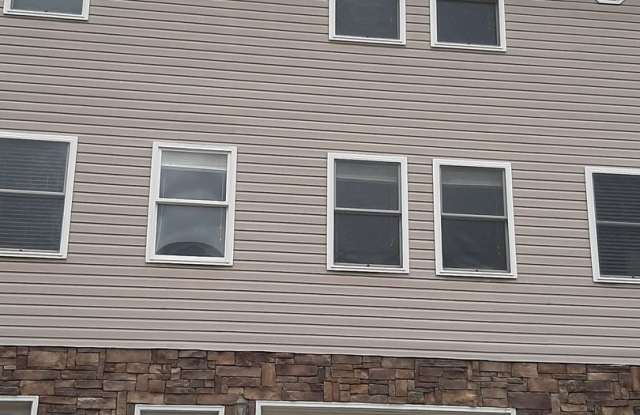 Photo of 2 Bed/1.5 Bath Townhouse with Garage - Available NOW