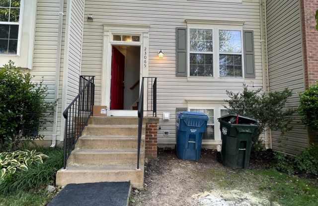 23065 POTOMAC HILL Square