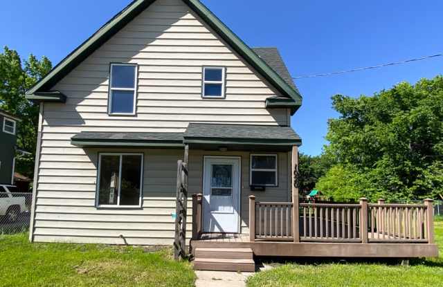 1020 2nd Ave N