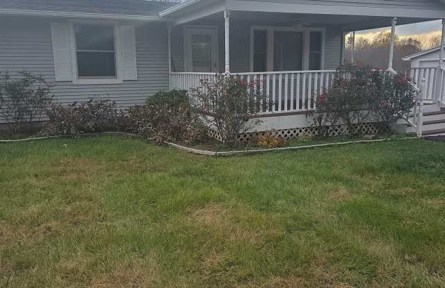 Photo of 912 HUNTERS LODGE RD