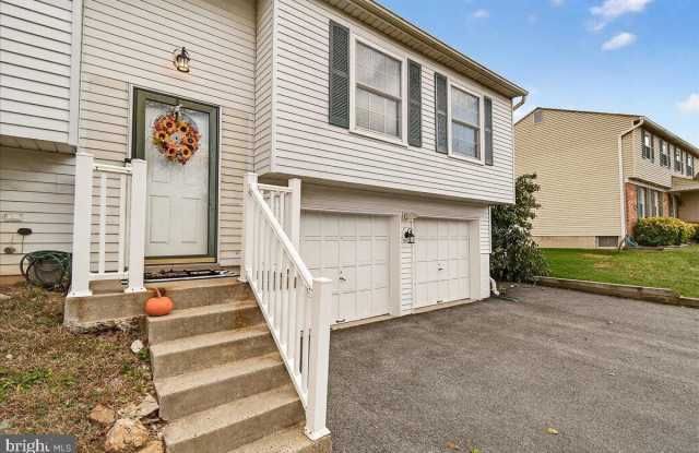 25109 CHIMNEY HOUSE Court