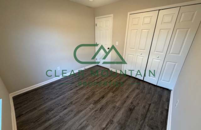 Move-in Special! Limited-Time Leasing Offer!