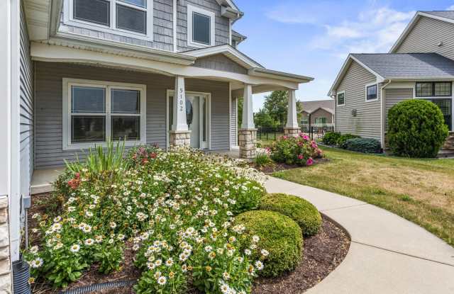 5102 Jacks Boulevard