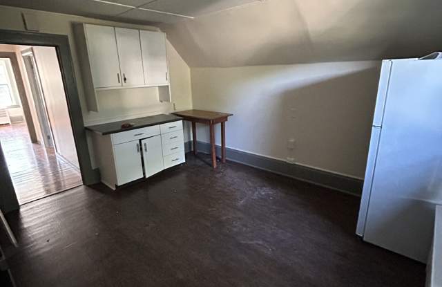 Photo of 139-141 McKinley Avenue - 3