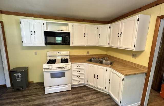 39 Everett Street - 1