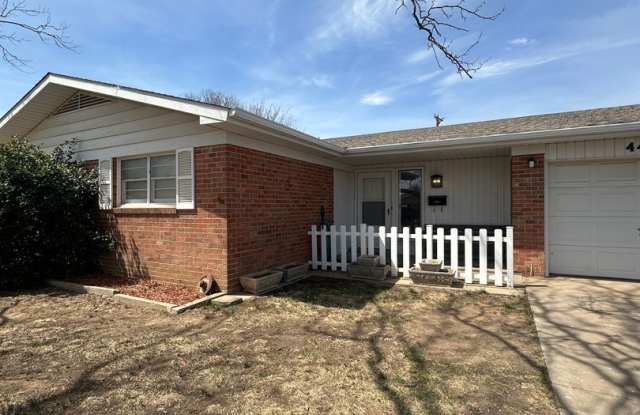 Beautiful Home on Mesa Circle!