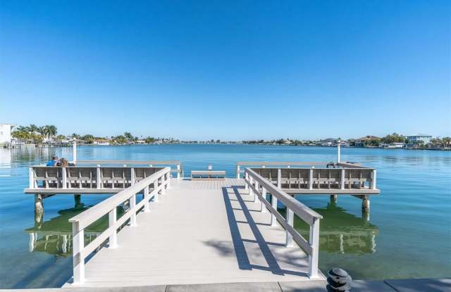 Photo of 5575 GULF BOULEVARD