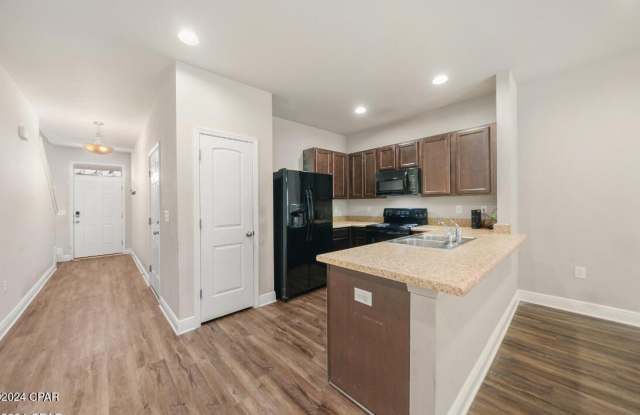 5856 Callaway Circle