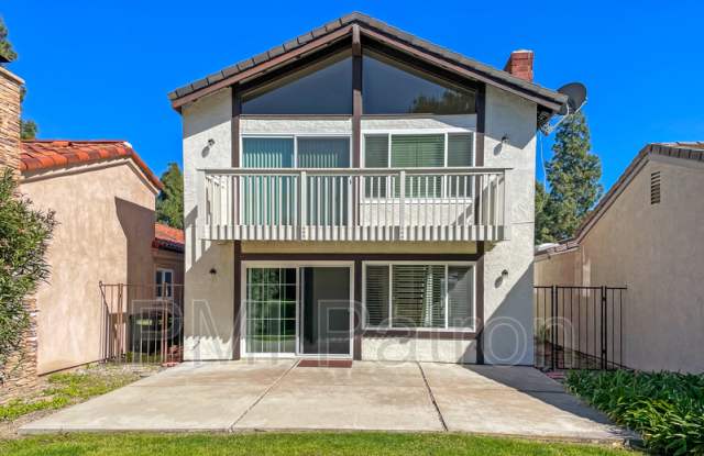 21909 Huron Ln