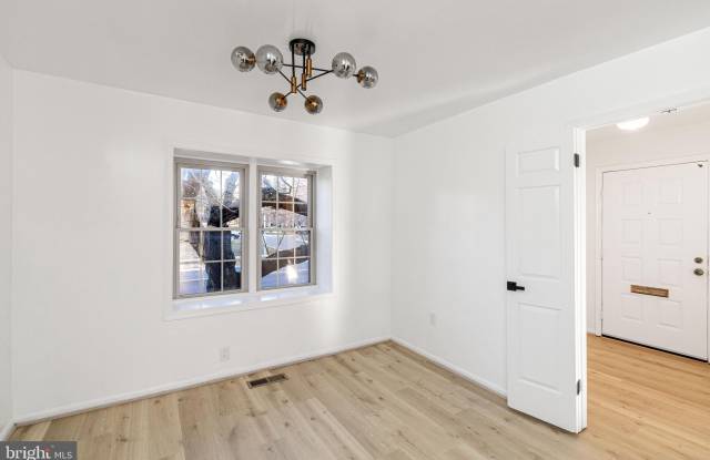 7454 WESTLAKE Terrace unit: 7