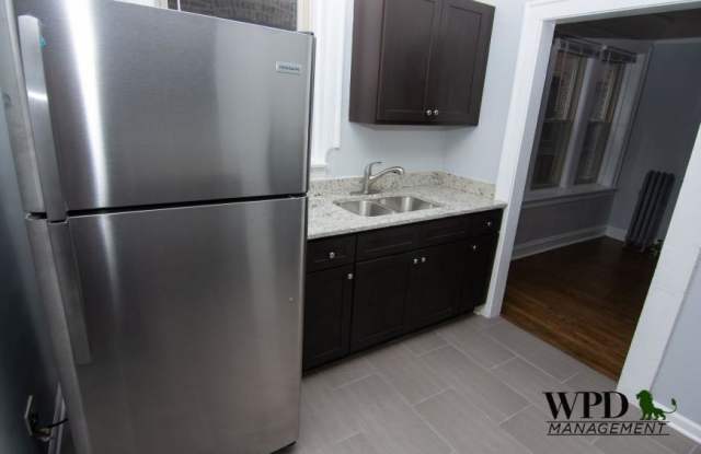 7643 South East End Ave