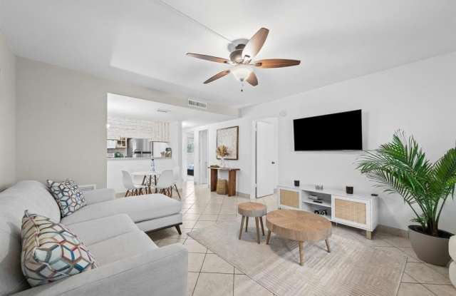 Photo of 1000 SE 15th St