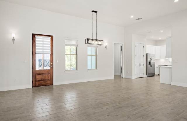 3200-22 Pinnacle Club Dr