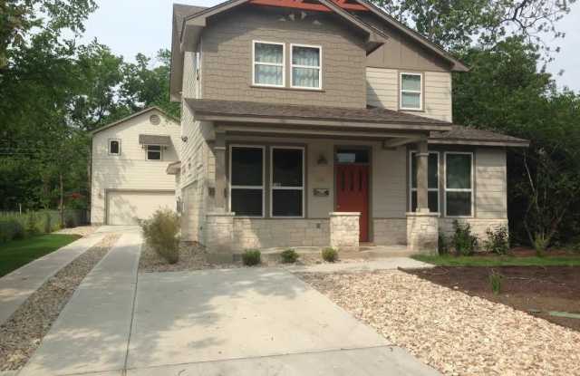 Photo of 5 Bed/3 Bath House near Campus
