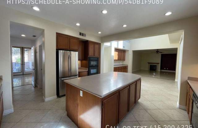 3065 Statice Ct