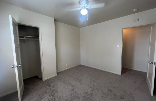 5933 Camelia Ave.Unit 5933 1/2