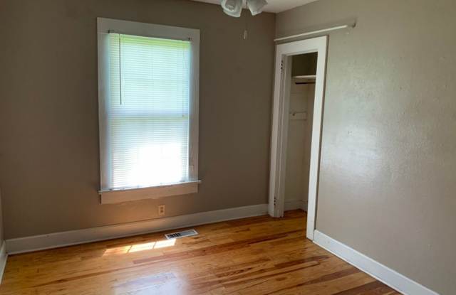 3 bed 2 bath house by FSU and TCC!! Available August 2026!