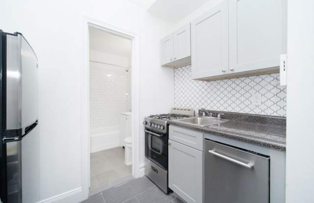 338 East 53rd Street