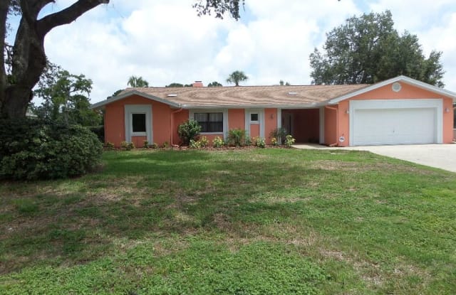 9239 Turnberry Loop - 9239 West Turnberry Loop, Citrus County, FL 34429