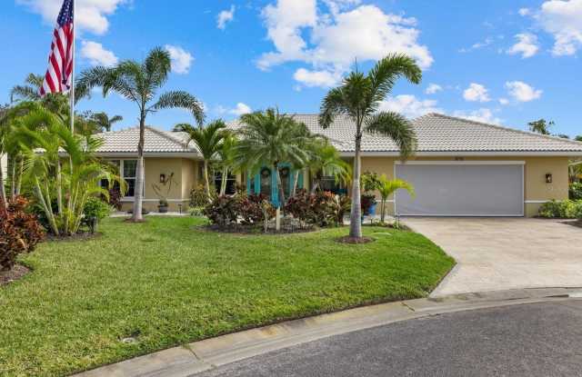 Photo of 414 DEVONSHIRE LANE