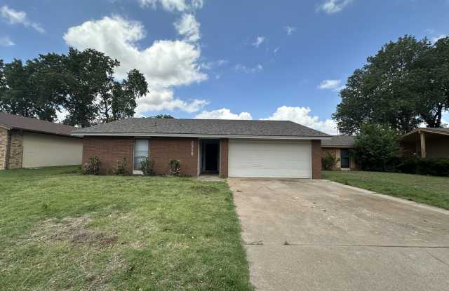 2318 Double Tree Lane
