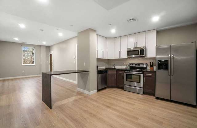 35 South Huntington Avenue - 502