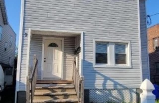 9 Fleetwood Pl - 9 Fleetwood Place, Newark, NJ 07106