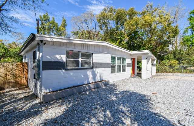 4814 N HIGHLAND AVENUE