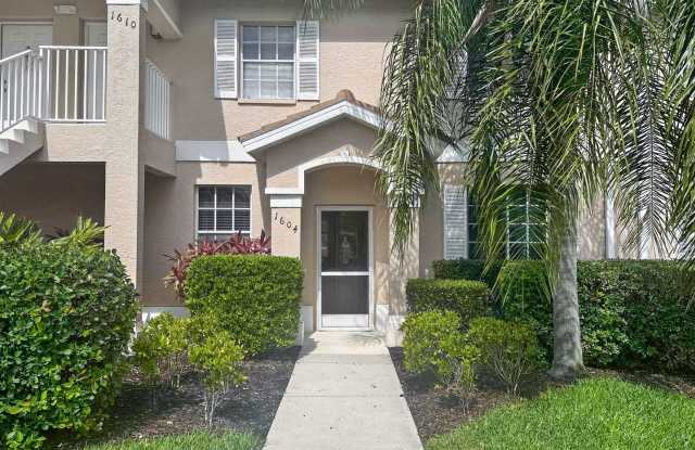 Beautifully furnished 2BR/2BA first-floor condo