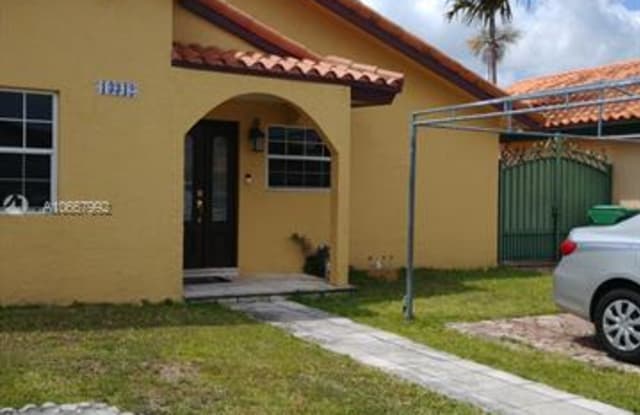 13342 SW 28th St - 13342 Southwest 28th Street, Tamiami, FL 33175