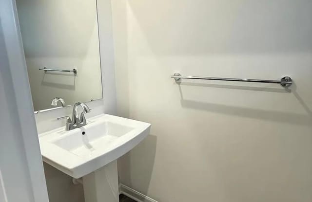 622 LAUREL WOOD CIRCLE