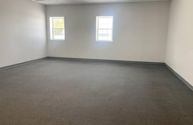 250 ENGLAR Road unit: 18