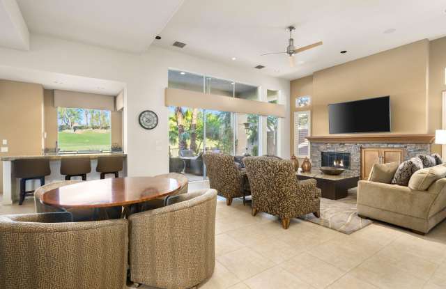 293 Desert Holly Drive