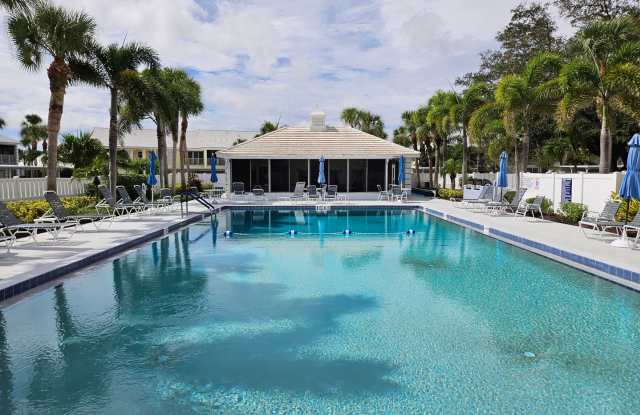 Charming First-Floor Condo in Plantation Golf and Country Club with a Community Pool Access!