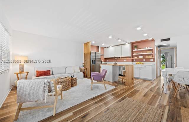 2130 Cambridge F