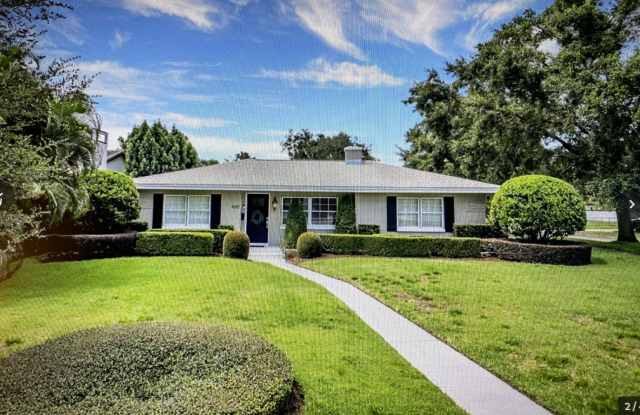 1681 Woodland Avenue