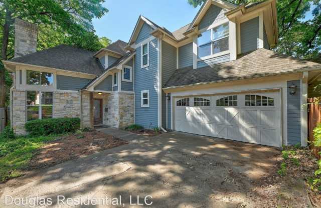 5603 Clay Avenue #B