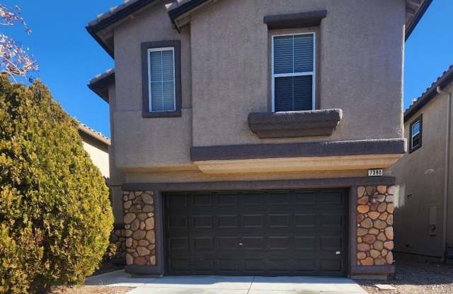 Charming 4-Bedroom Home in Las Vegas – Freshly Painted  Move-In Ready!